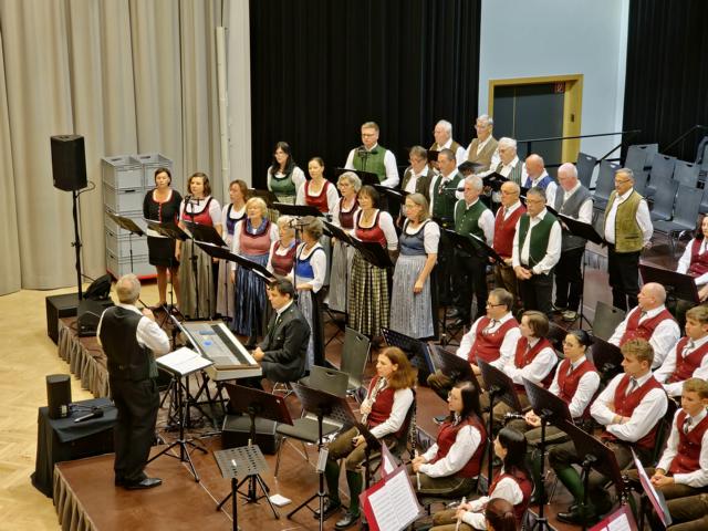 Blasmusik trifft Gesang